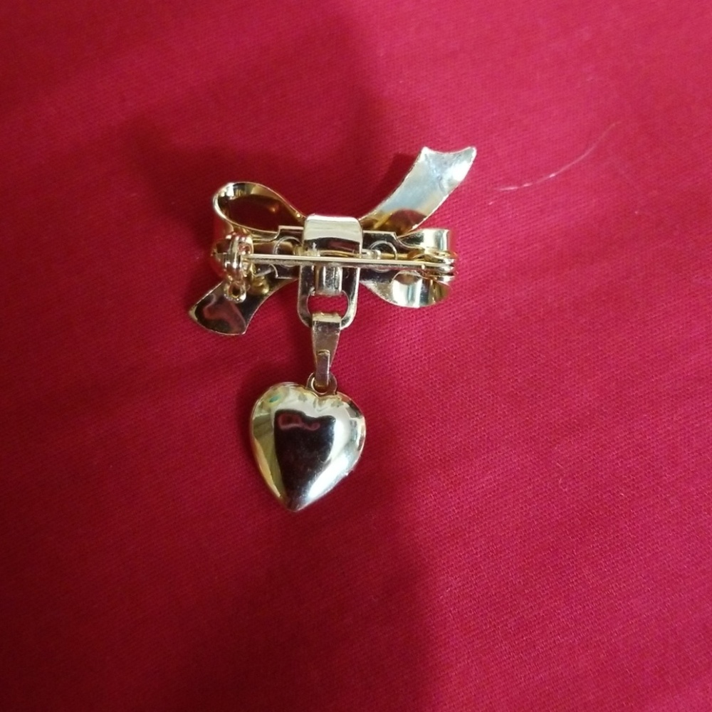 Heart Pin - Picture 4 of 4